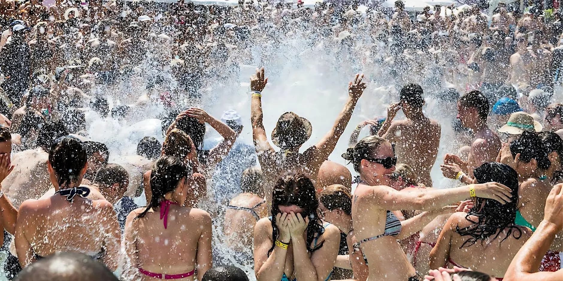 LARGEST Pool Parties South Beach - MOXY - 09/19
