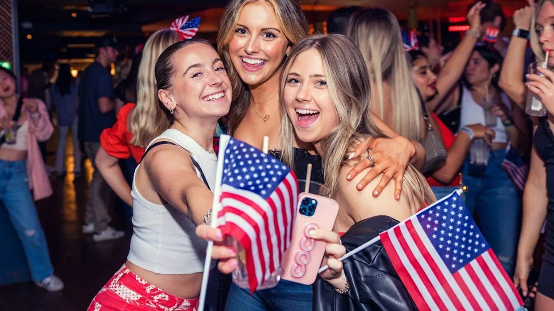 Labor Day Weekend Gaslamp Downtown Bar Crawl - 5 Clubs in 1 Night